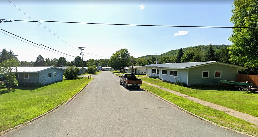 LyndonvilleAFSNorth ConcordVT_Family-Housing_03-.jpg LyndonvilleAFSNorth ConcordVT_Family-Housing_03-.jpg