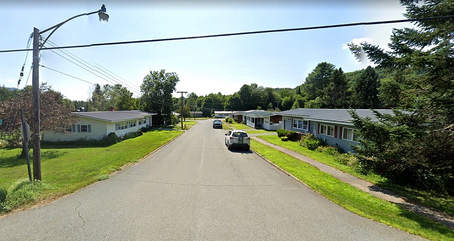 LyndonvilleAFSNorth ConcordVT_Family-Housing_04-.jpg LyndonvilleAFSNorth ConcordVT_Family-Housing_04-.jpg